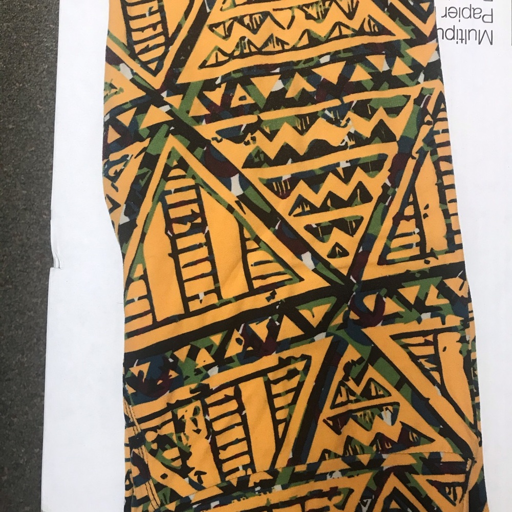 Yellow geometric leggings